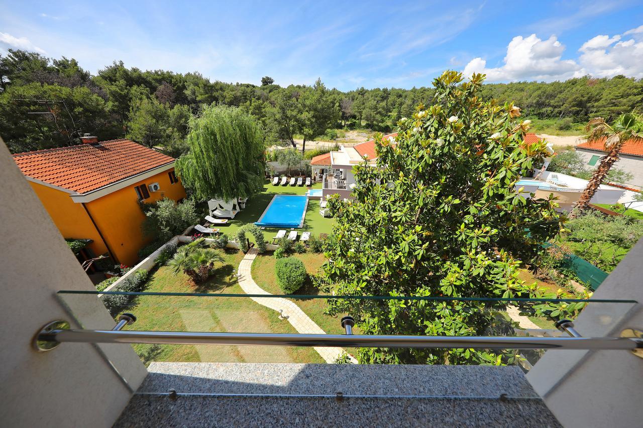 Apartments Mirakul Zadar Exterior photo