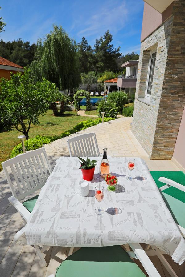 Apartments Mirakul Zadar Exterior photo
